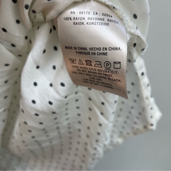 Anthropologie Maeve Lucy Polkadot Tie Waist Blouse size 4 NEW - Picture 9 of 9